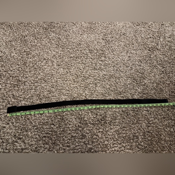 LuluLemon Black Belt - Picture 4 of 4